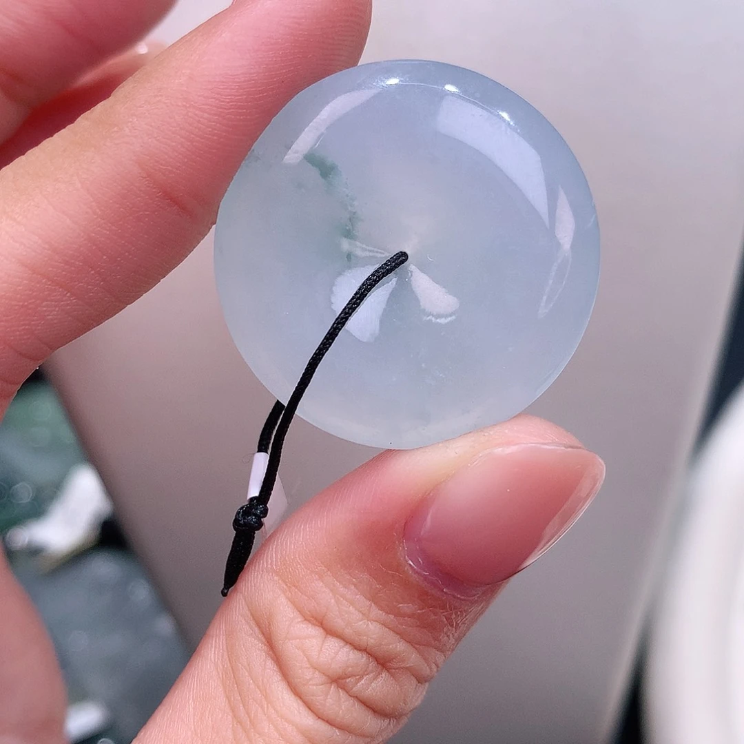 颈饰未镶嵌翡翠冰胶飘花平安扣