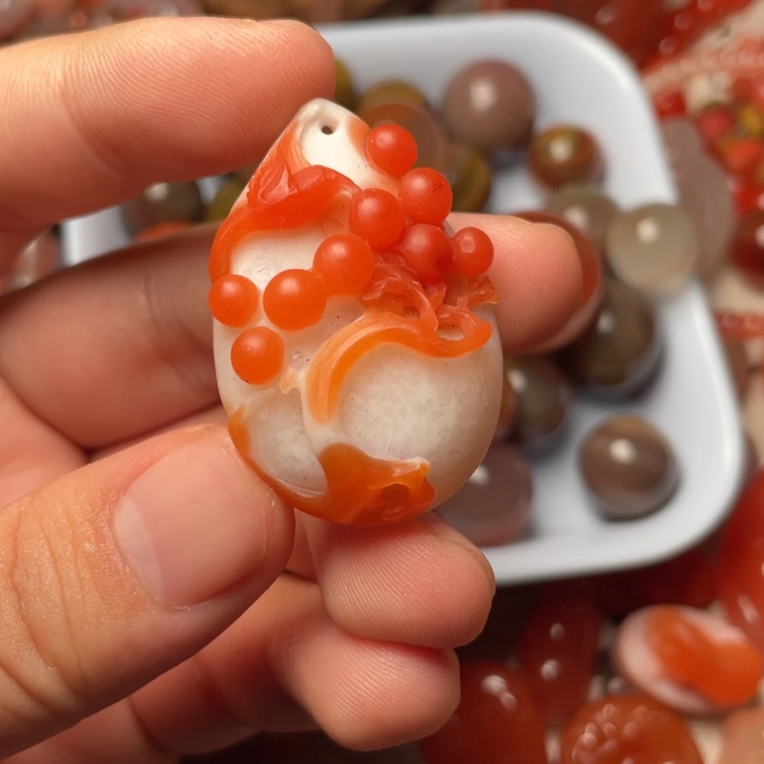 南红玛瑙吊坠(不含链)未镶嵌