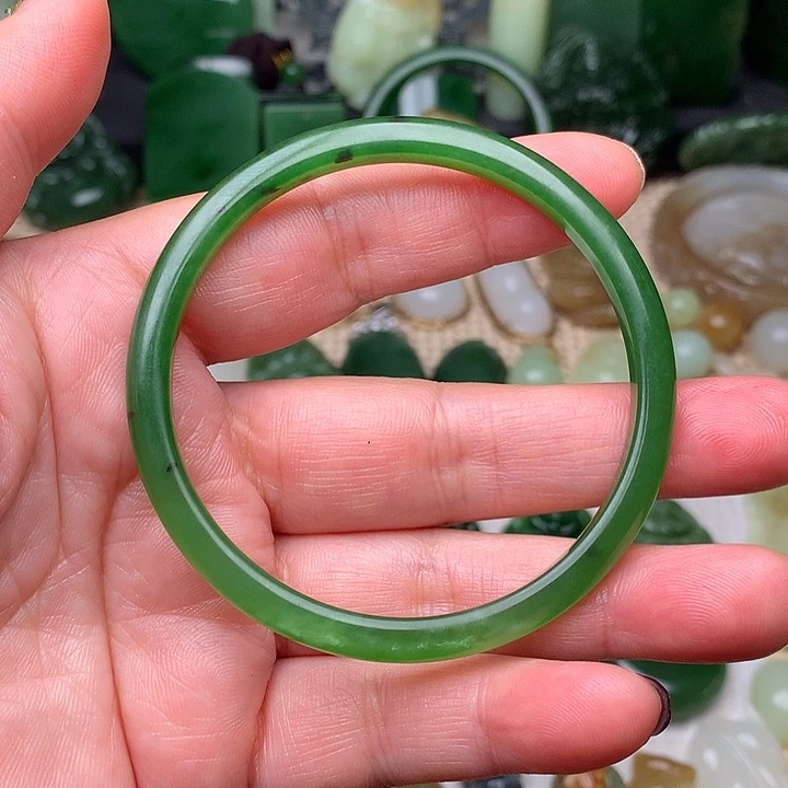 和田玉颈饰未镶嵌?***?