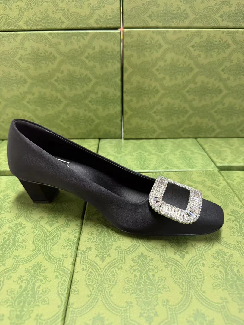 【方钻扣】经典舒适气质流行镶钻方扣女鞋