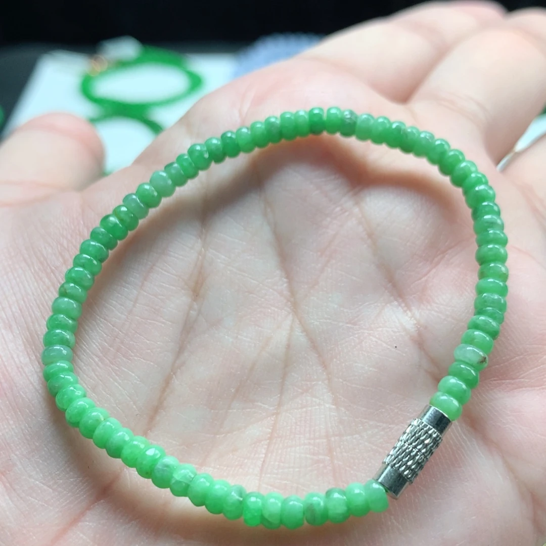 翡翠未镶嵌手链翡翠