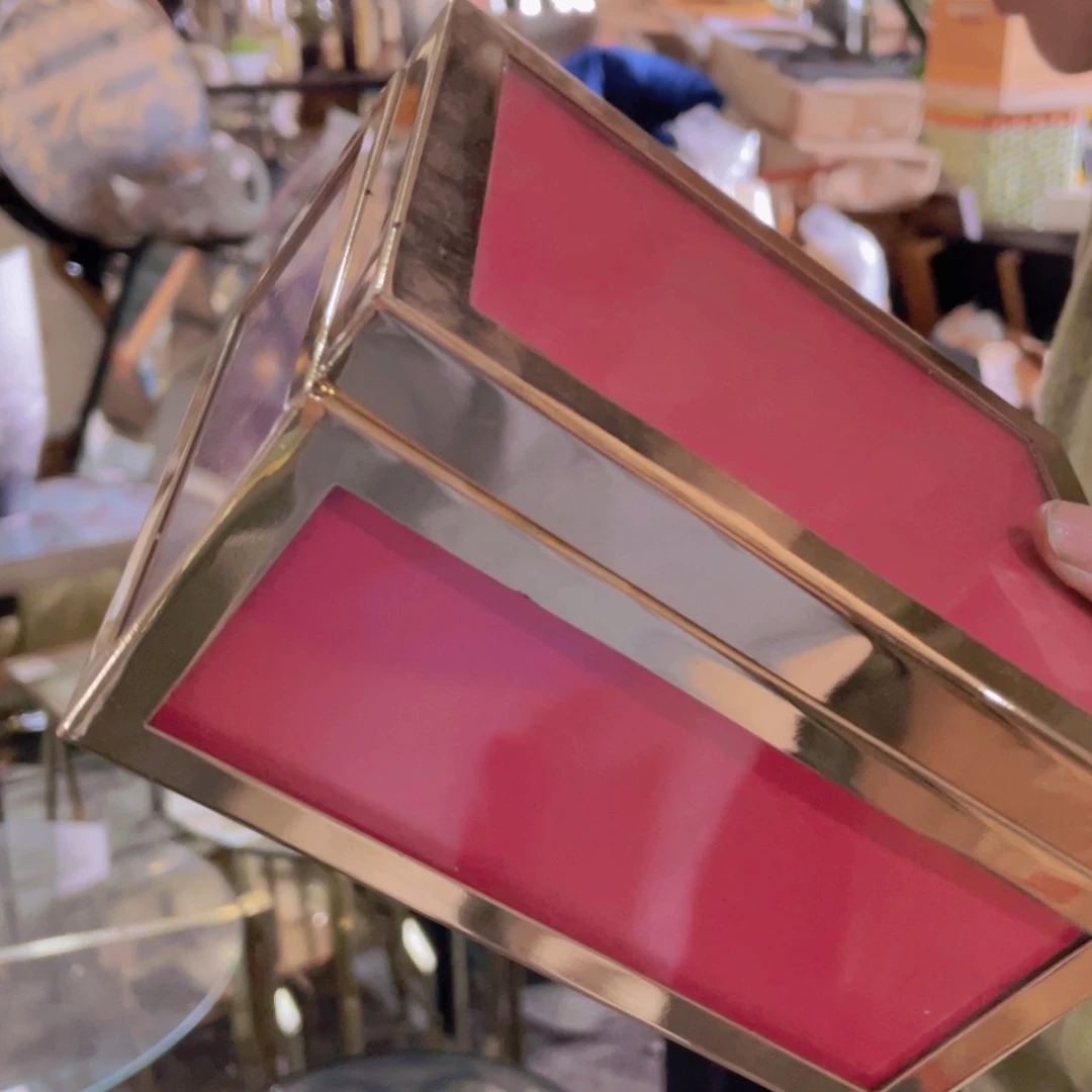 陶瓷花瓶，部分微瑕