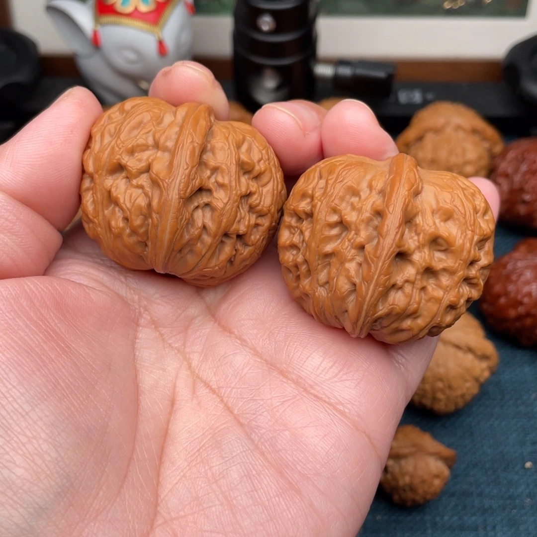 文玩核桃把件全品原桩大克重元宝43