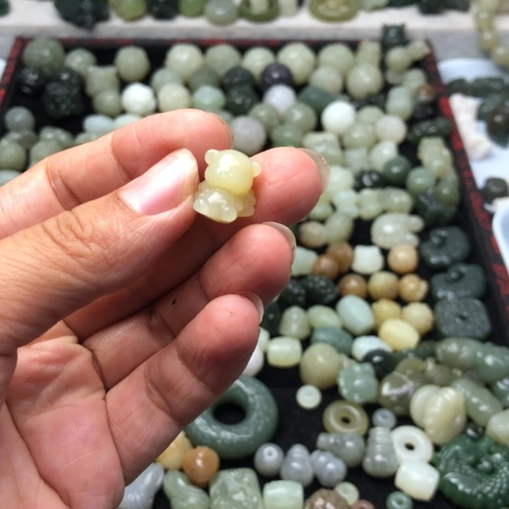 【闪购商品】和田玉未镶嵌颈饰