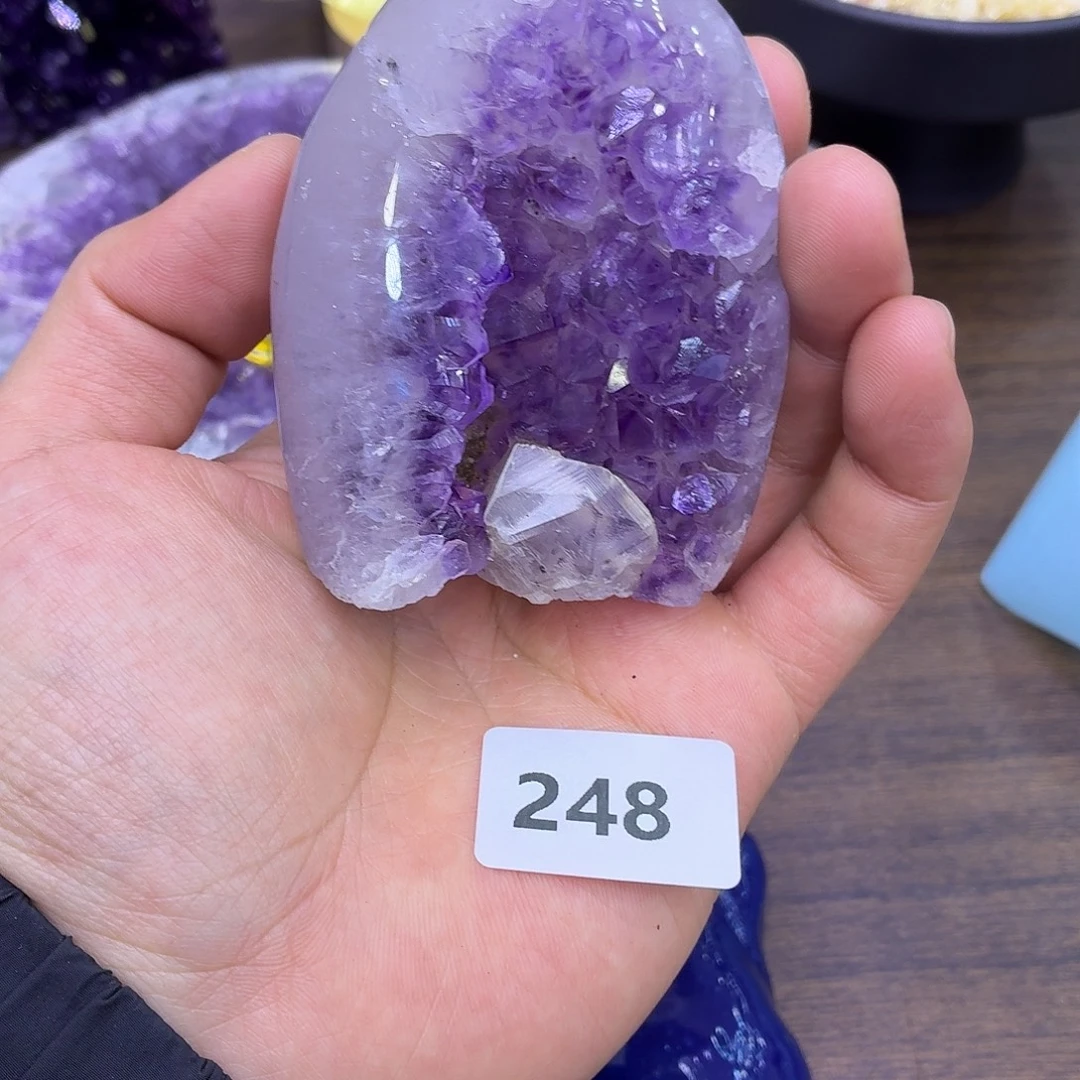 大型摆件（非配饰）紫晶未镶嵌