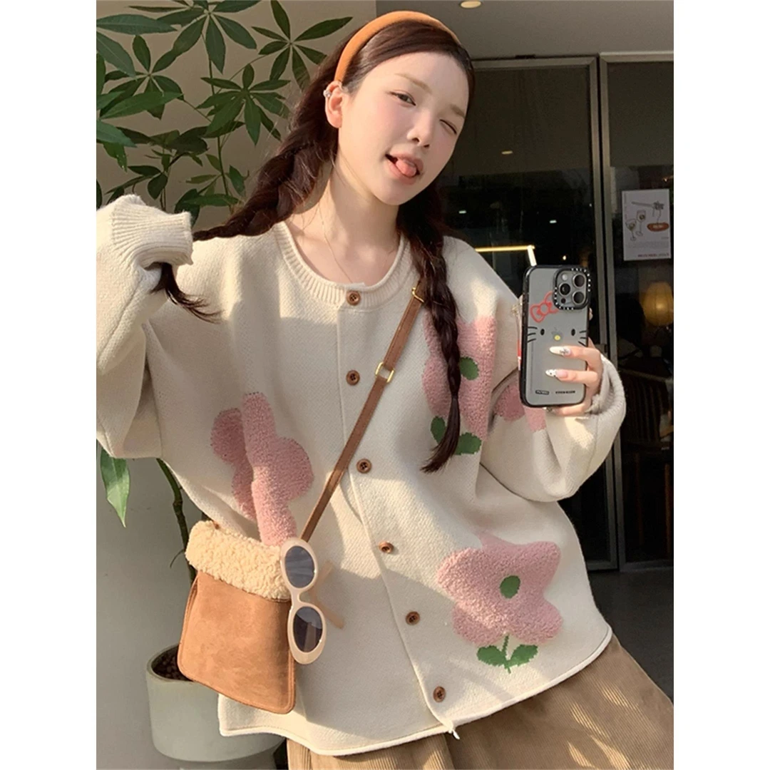 VOCKOO官方植绒花朵针织开衫毛衣外套女秋季大码胖MM显瘦宽松遮肚