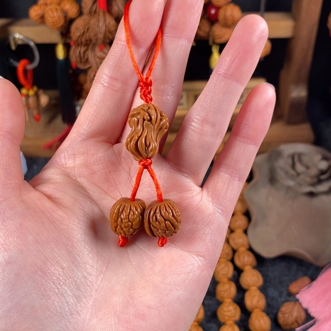 吊坠桃核桃枭挂件