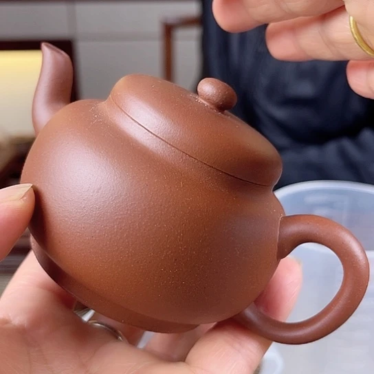 紫砂茶壶今天的天气好