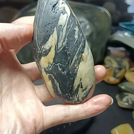新疆金丝玉原石国画