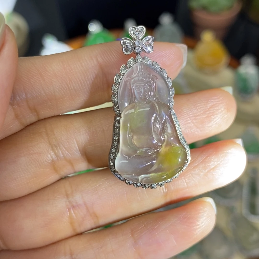 翡翠颈饰18K金镶嵌A货翡翠