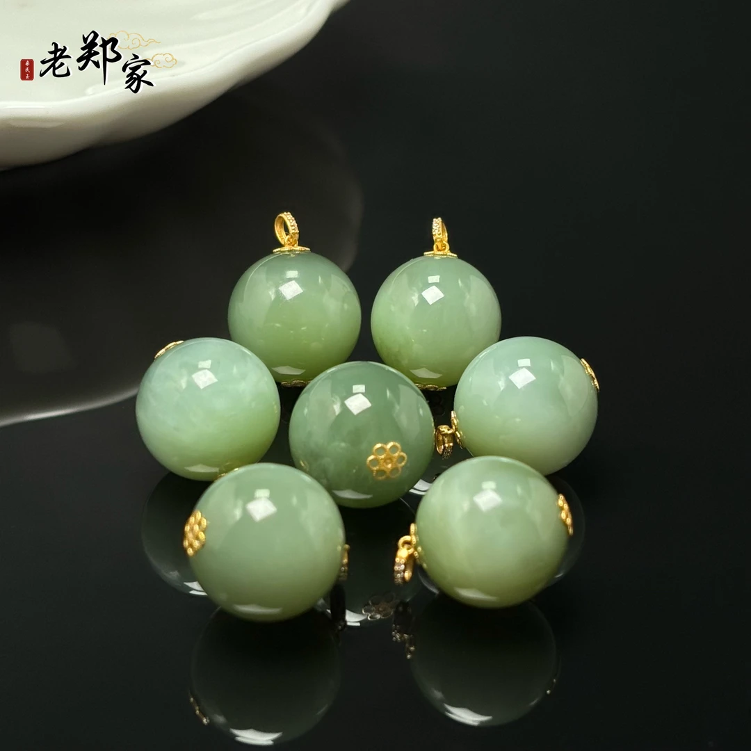 【老郑家】18K金和田玉单珠吊坠 3256 多样性发一件 约15mm