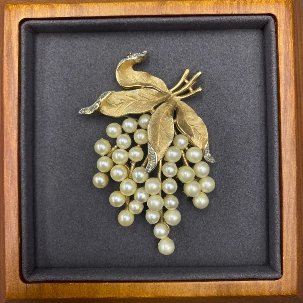 合金胸针 LL 中古首饰vintag 翠法丽Trifari清华展同款葡萄胸针