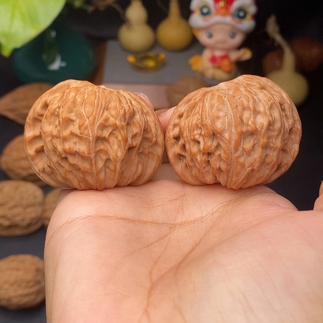 把件文玩核桃王*财蝴蝶磨