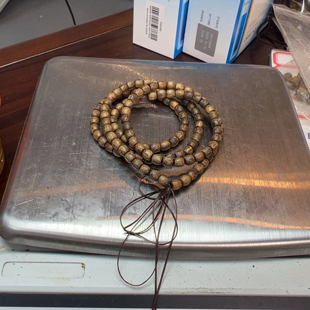 沉香沉香碎屑蓝宝石品种卡0.5鼓珠多圈11.9克