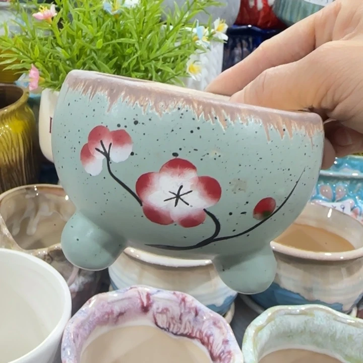 凑9块包邮，有孔，陶瓷花盆