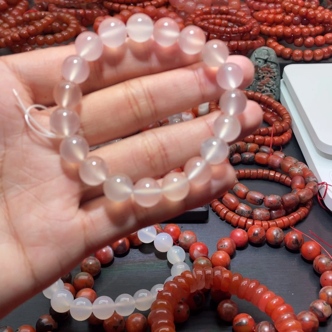 南红玛瑙手链未镶嵌