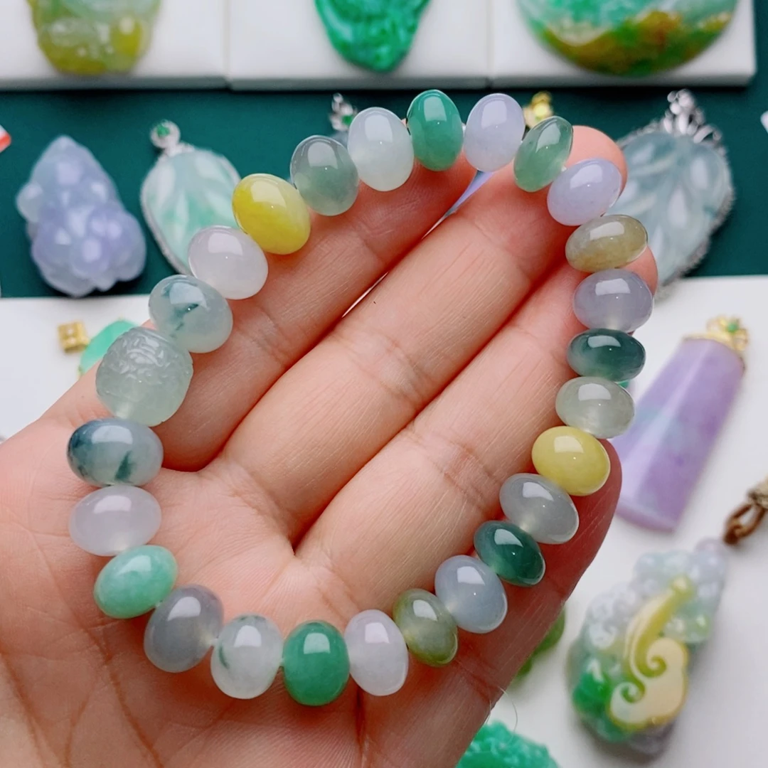 翡翠未镶嵌颈饰卡10