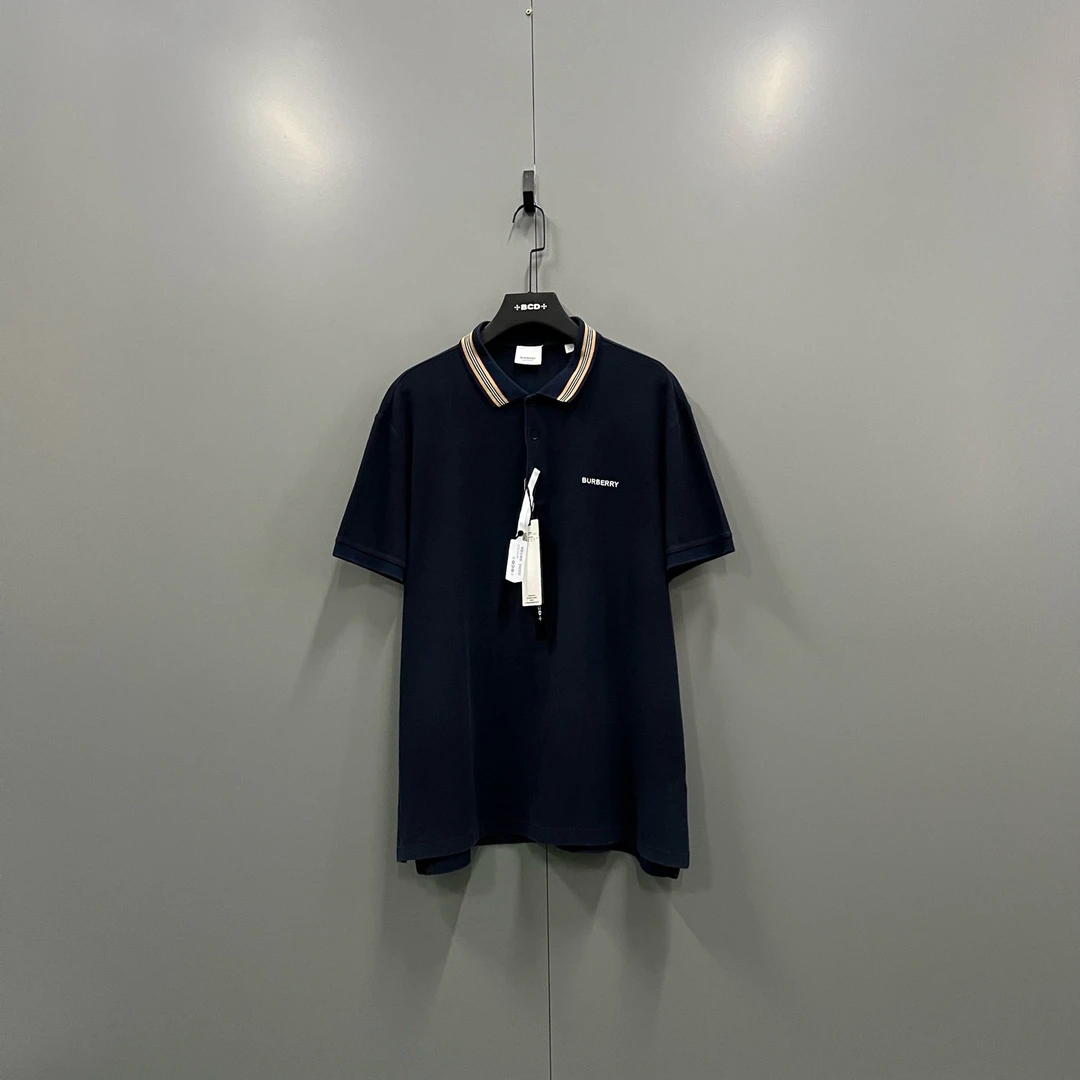 95新 BURBERRY/博柏利 （ll）领口条纹polo衫 XXL码/98新017412