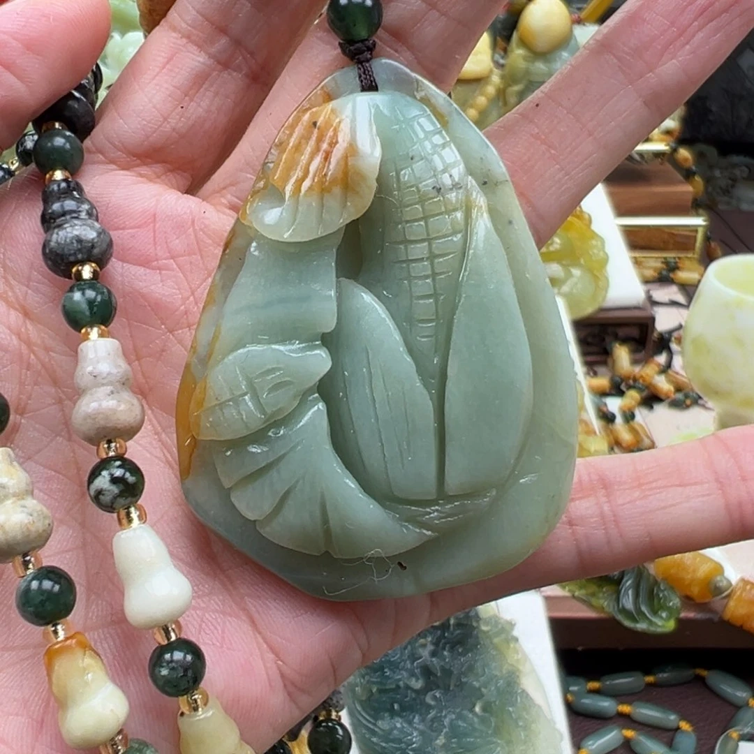 岫玉未镶嵌挂件挂件