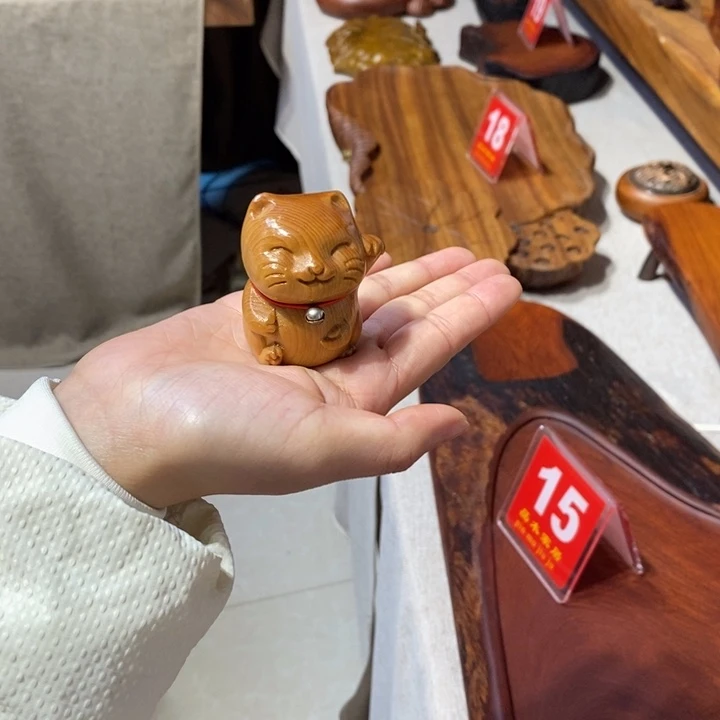 崖柏招财猫茶宠浮力