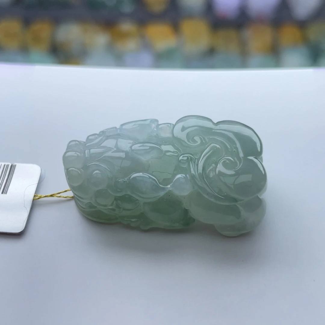 翡翠颈饰未镶嵌貔貅