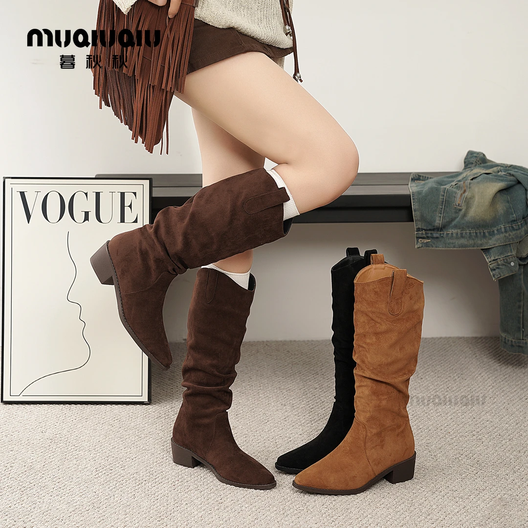 暮秋秋流光风复古磨砂尖头粗跟靴女2025秋新显瘦绒面西部堆堆靴子