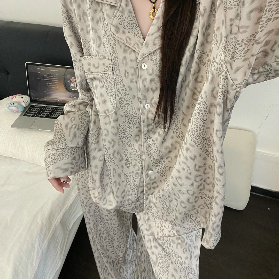高级设计感豹纹冰丝睡衣女款春秋季ins设计感显瘦休闲家居服套装