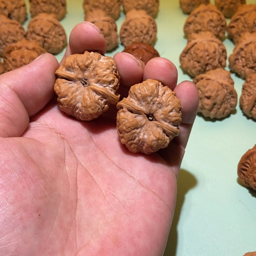 文玩核桃把件不*追蛤蟆头35全品