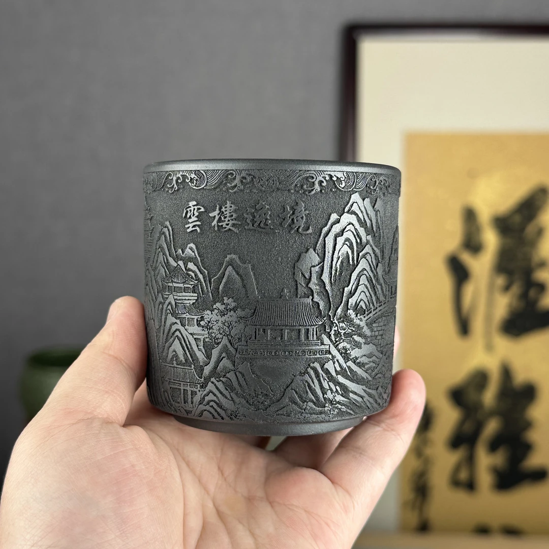 【汇雅馆】宜兴原矿紫砂石黄直筒刻绘云楼逸境大容量主人杯泡茶杯