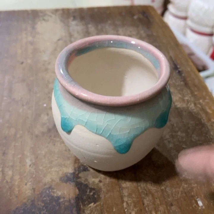 摆件陶盆有孔 微瑕介意勿拍