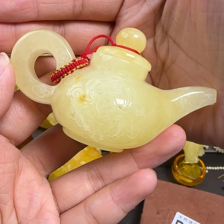 未镶嵌蜜蜡珠宝奇石