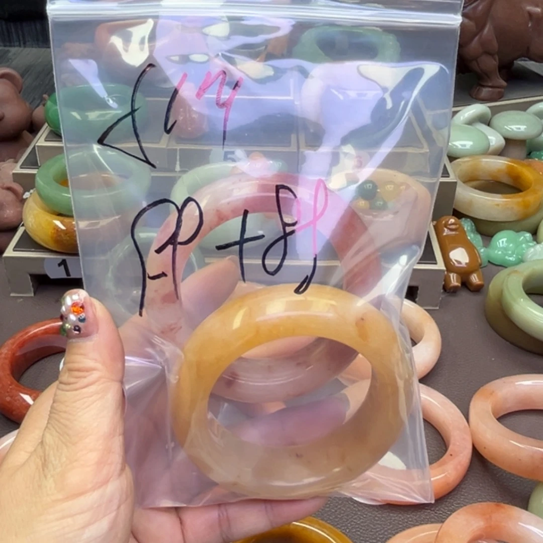 未镶嵌手镯石英岩玉岁****4