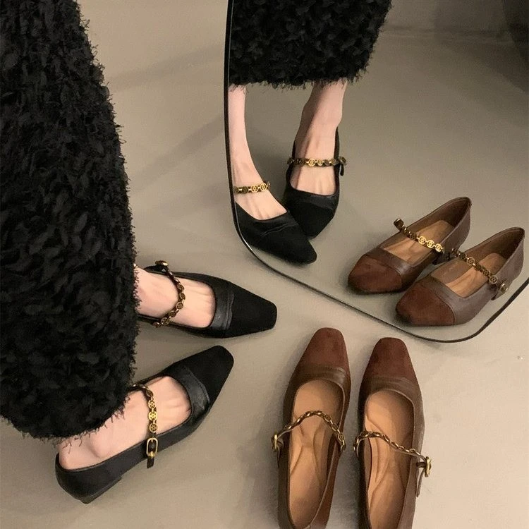 单鞋复古法式粗跟平底方头皮鞋百搭夏季春季英伦风小单鞋女秋冬