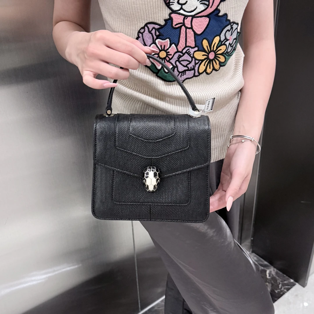 95新 BVLGARI/宝格丽 宝格丽黑色蛇头风琴包