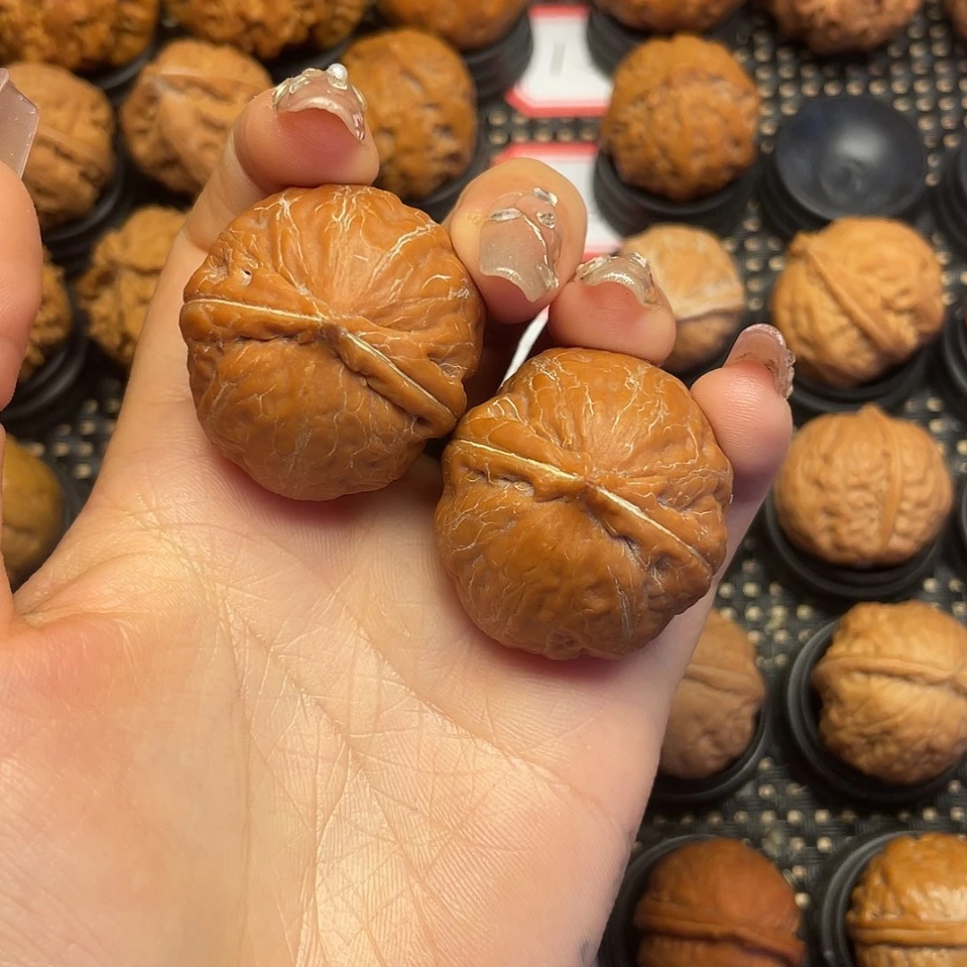 涵**爸纯野生核桃胖头陀