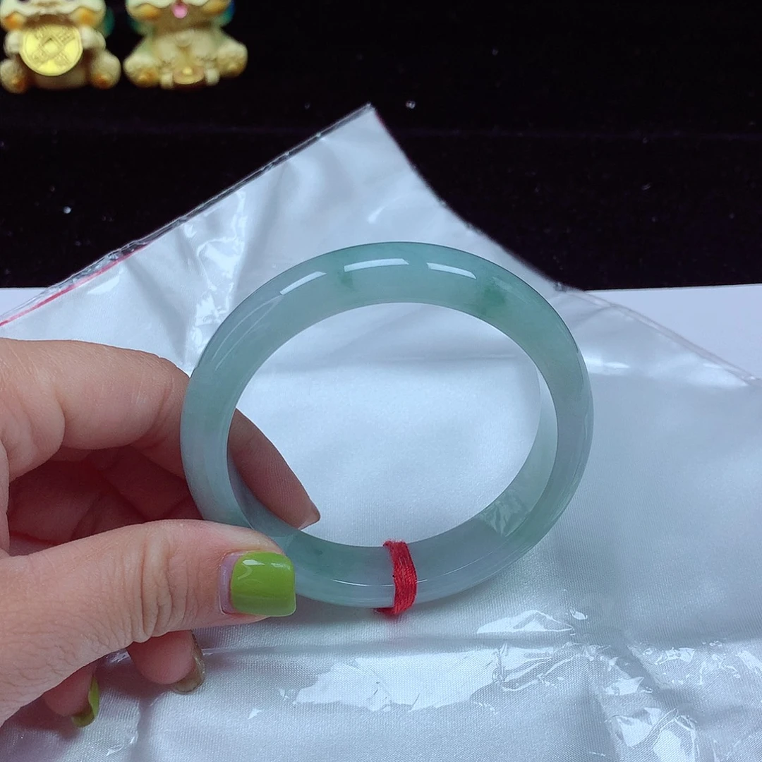 翡翠未镶嵌手镯圈口57