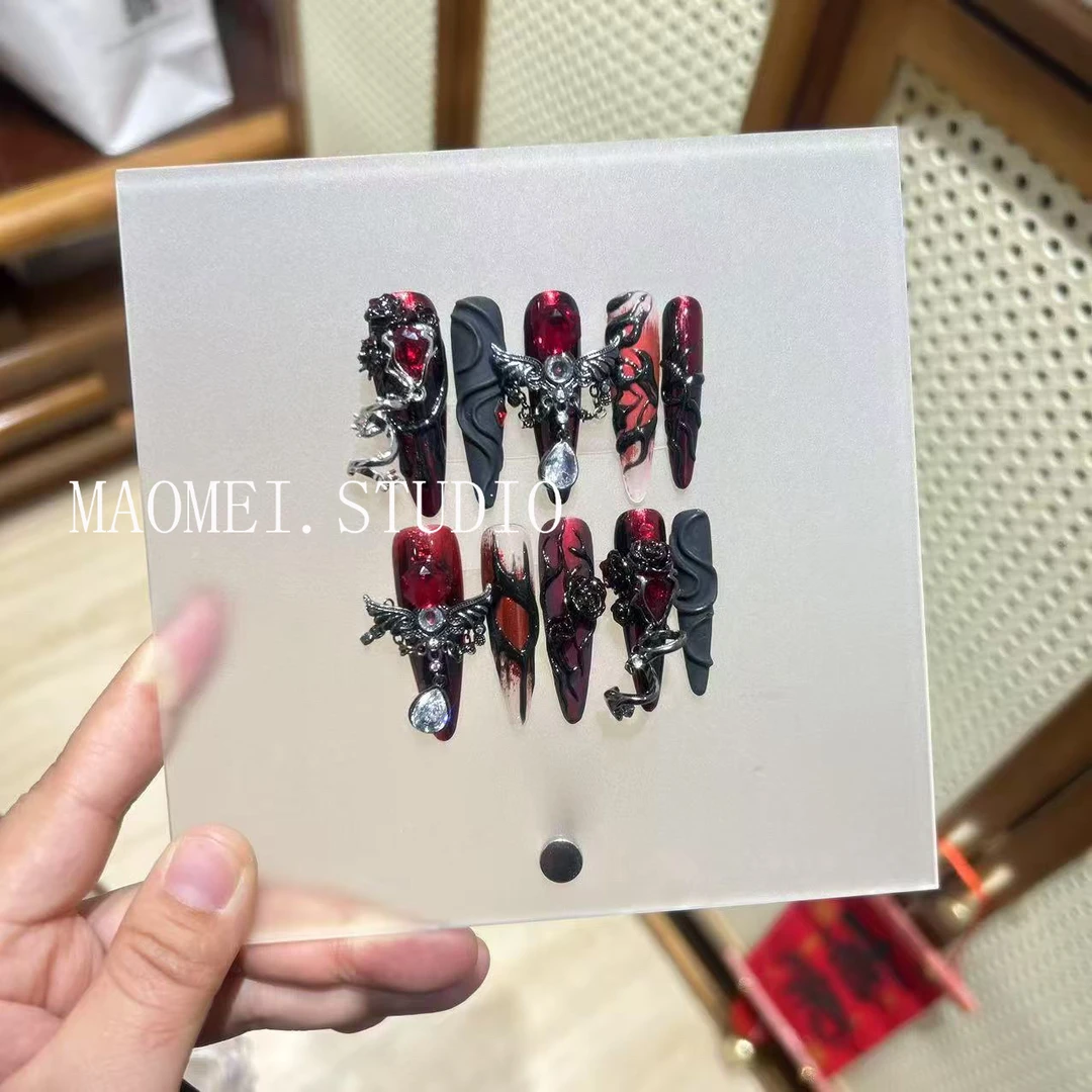 【哪吒】猫妹穿戴甲 设计师款红色系主题显白轻奢手工穿戴甲