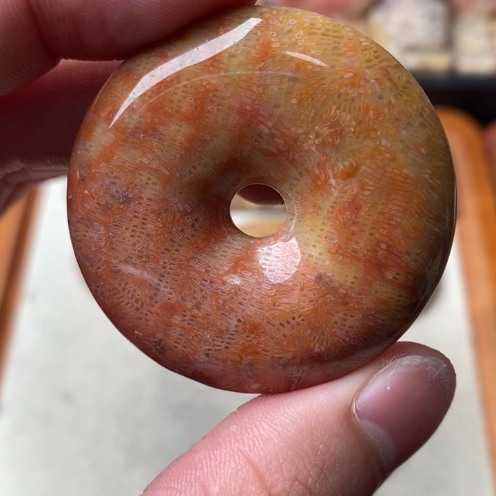 硅化玉颈饰未镶嵌姑***肉