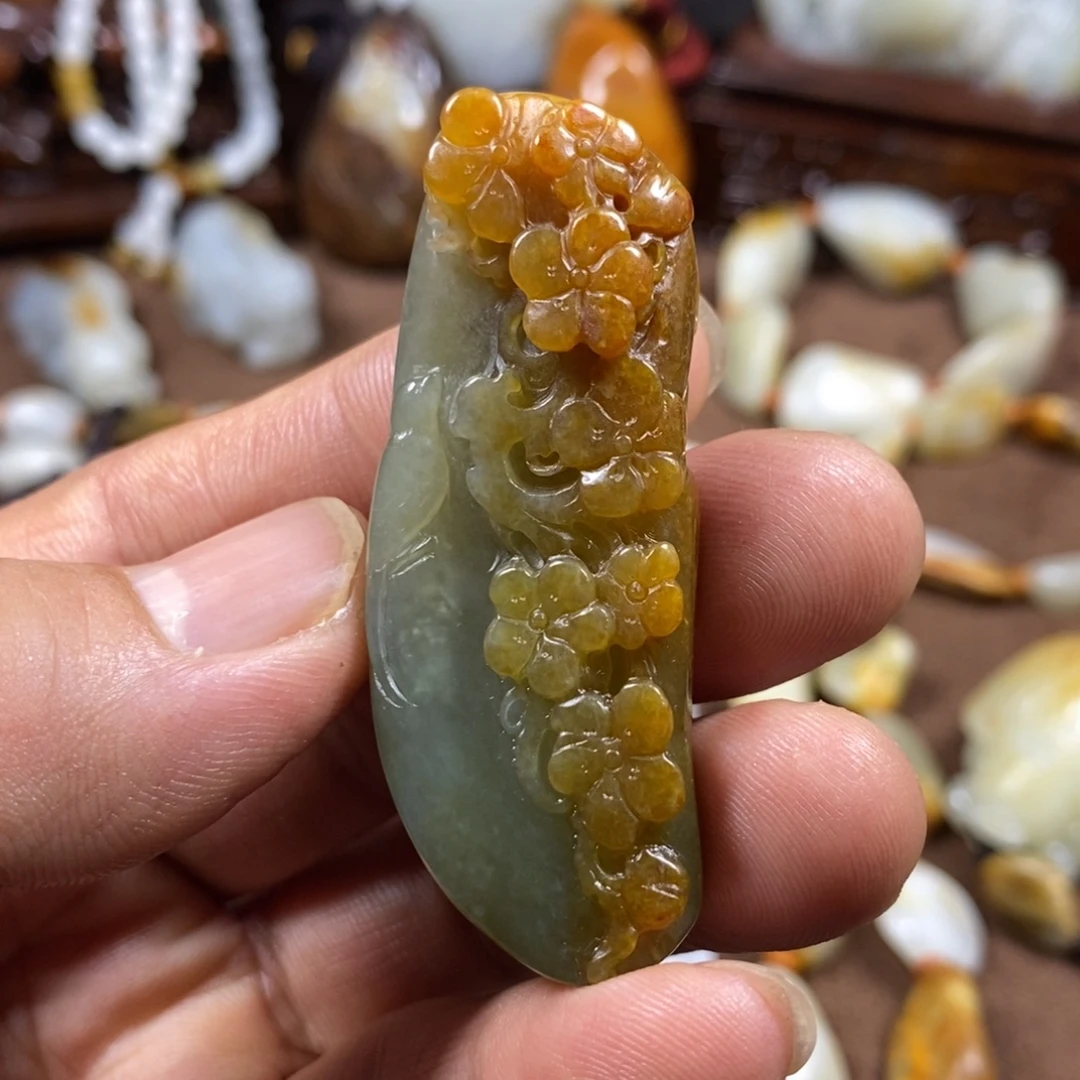 和田玉未镶嵌挂件