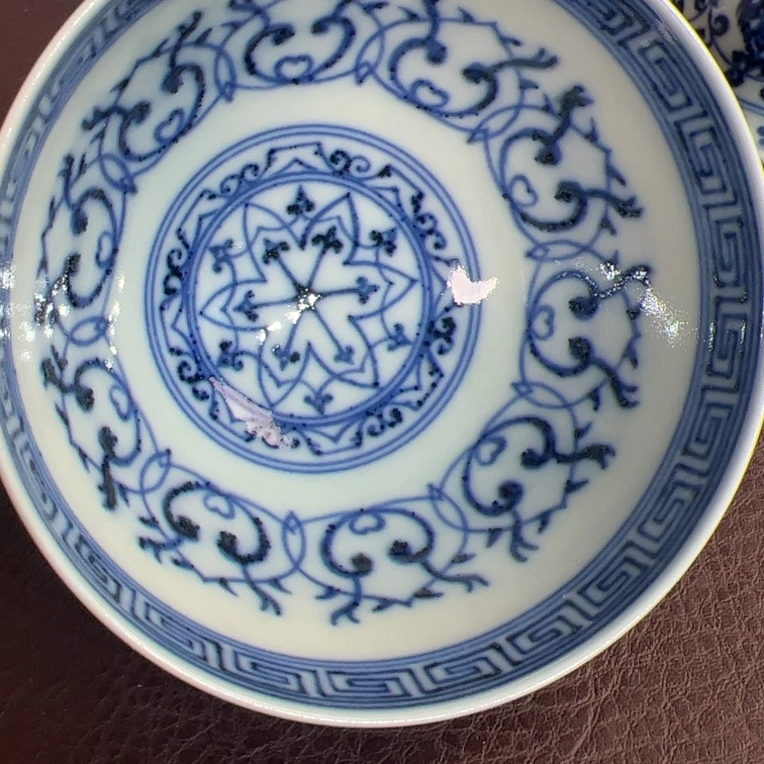 仿明永乐菊瓣鸡心杯