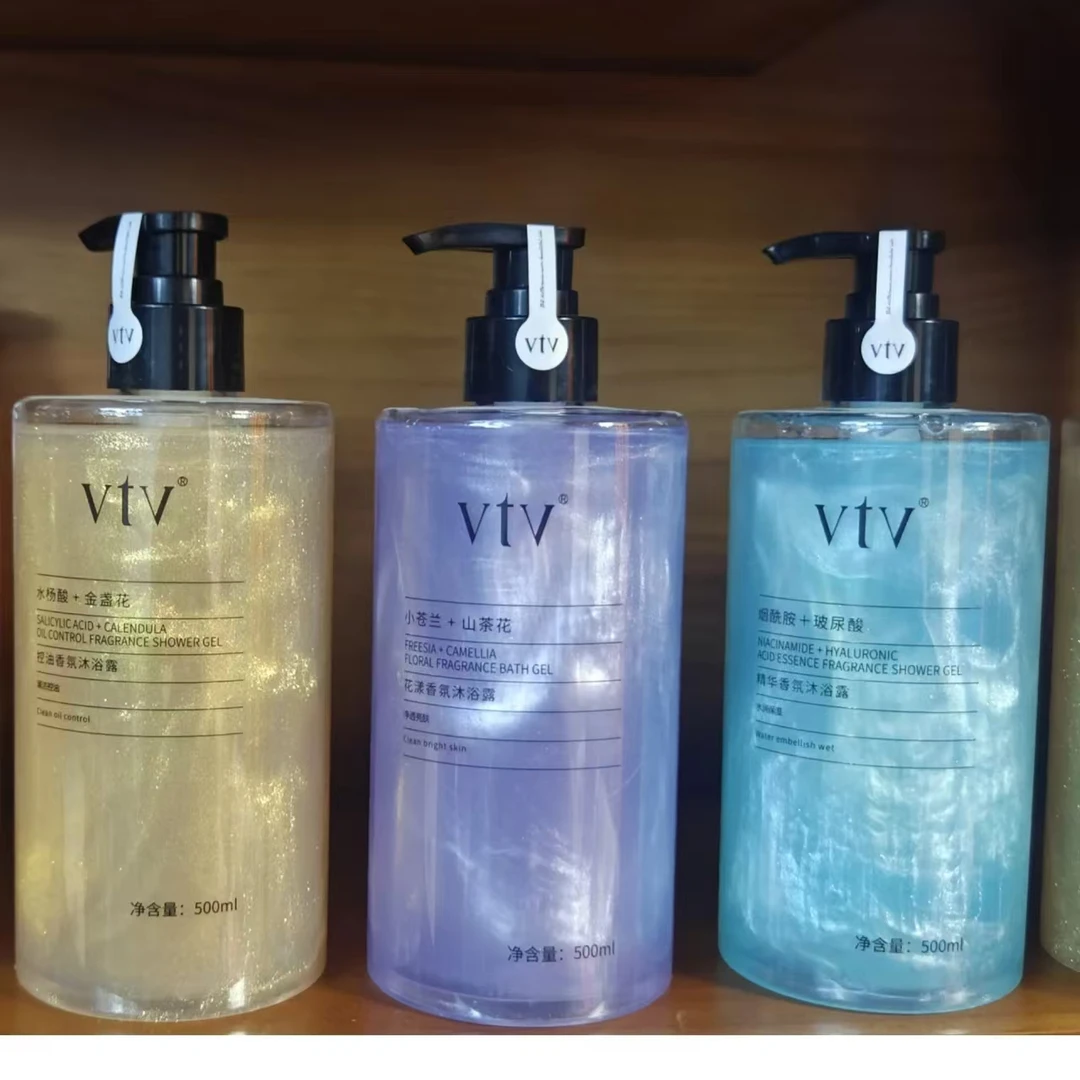 香氛沐浴露泡沫丰富深层清洁持久留香控油温和水润嫩肤