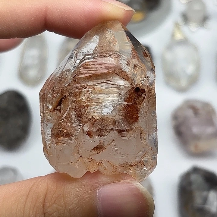 颈饰未镶嵌水晶巴基斯坦红泥闪灵钻46mm+