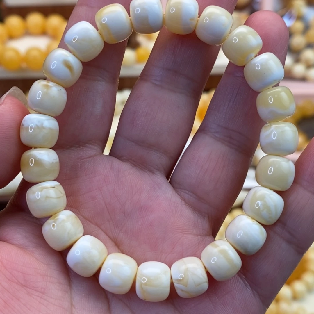 【闪购商品】未镶嵌蜜蜡裸石9.5➕