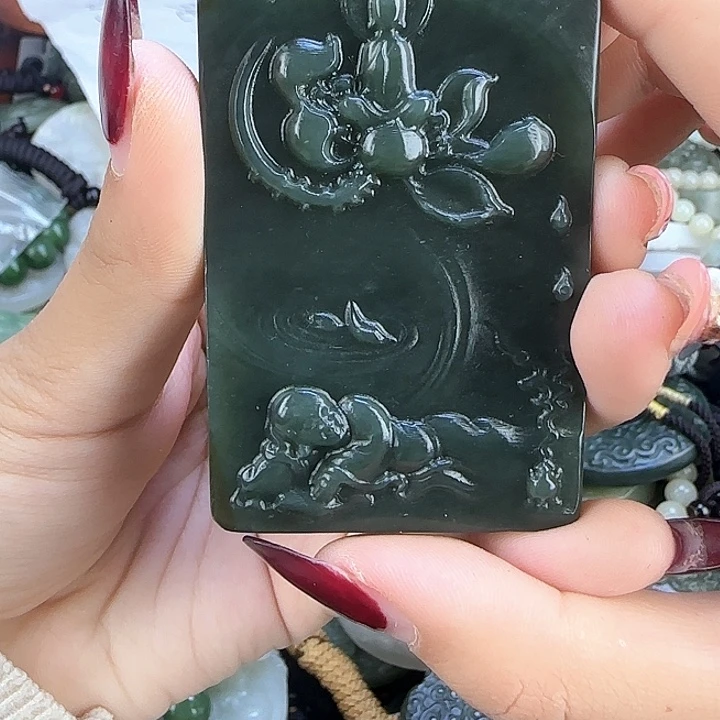 颈饰未镶嵌和田玉