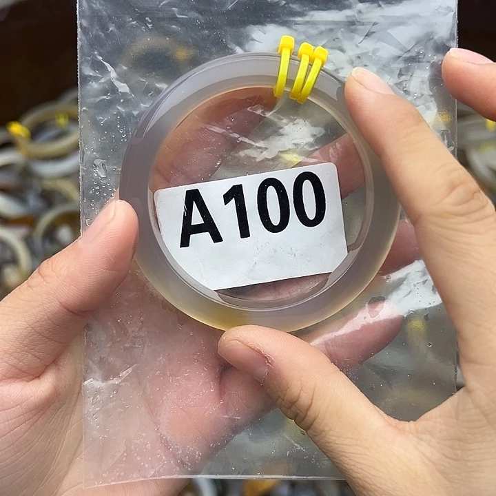 ！***玛瑙/玉髓未镶嵌手镯100