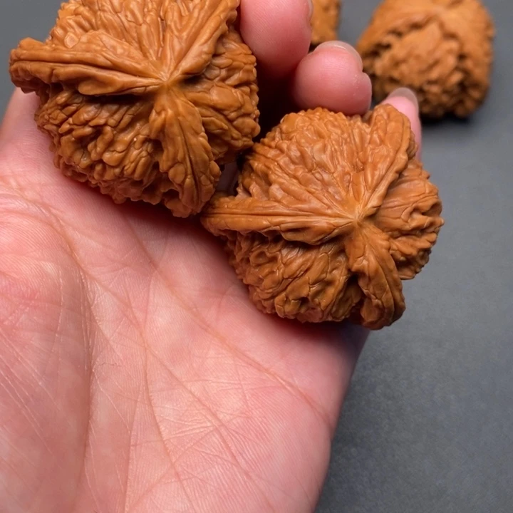 文玩核桃吊坠艾*