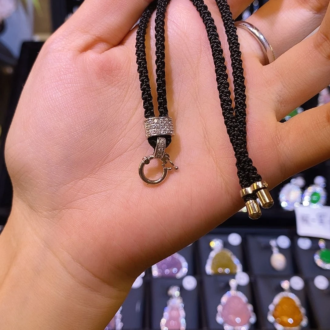 玛瑙/玉髓颈饰合金