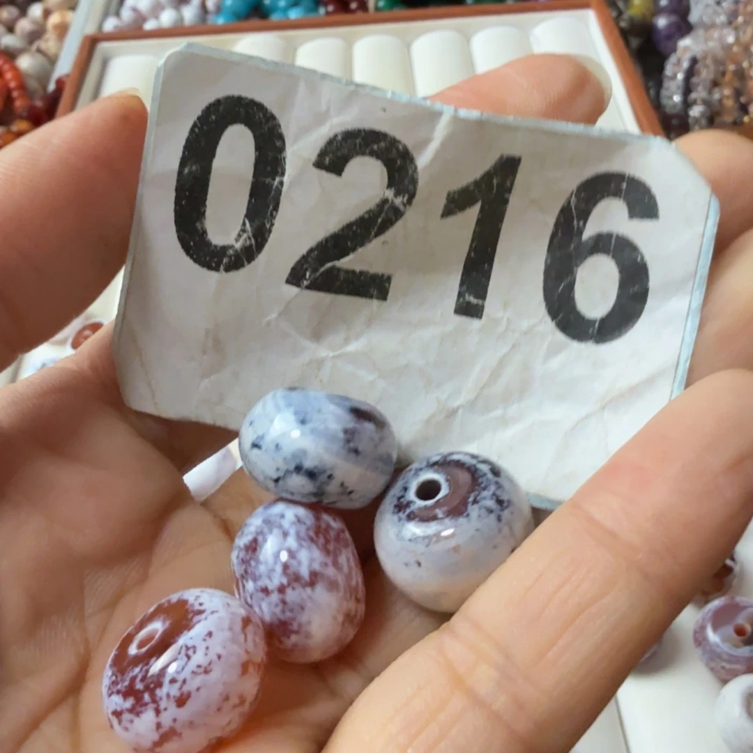 阿***贝玛瑙/玉髓未镶嵌手链