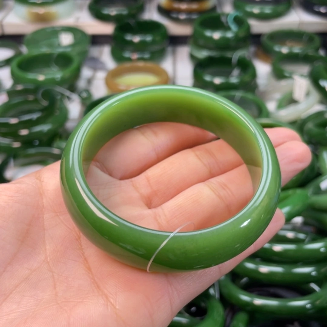 和田玉（碧玉）手镯未镶嵌