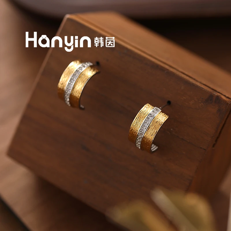 铜合金合成锆石耳饰 925银针拉丝光面撞色微镶宽版C形耳钉耳饰ins